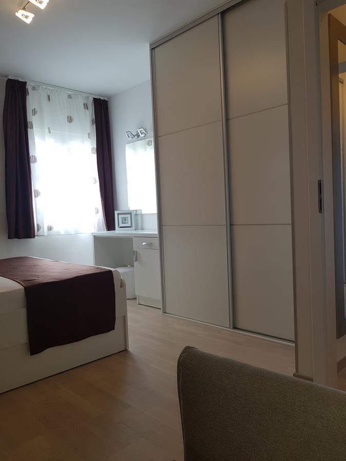 Apartments Petricevic Podstrana Exterior photo